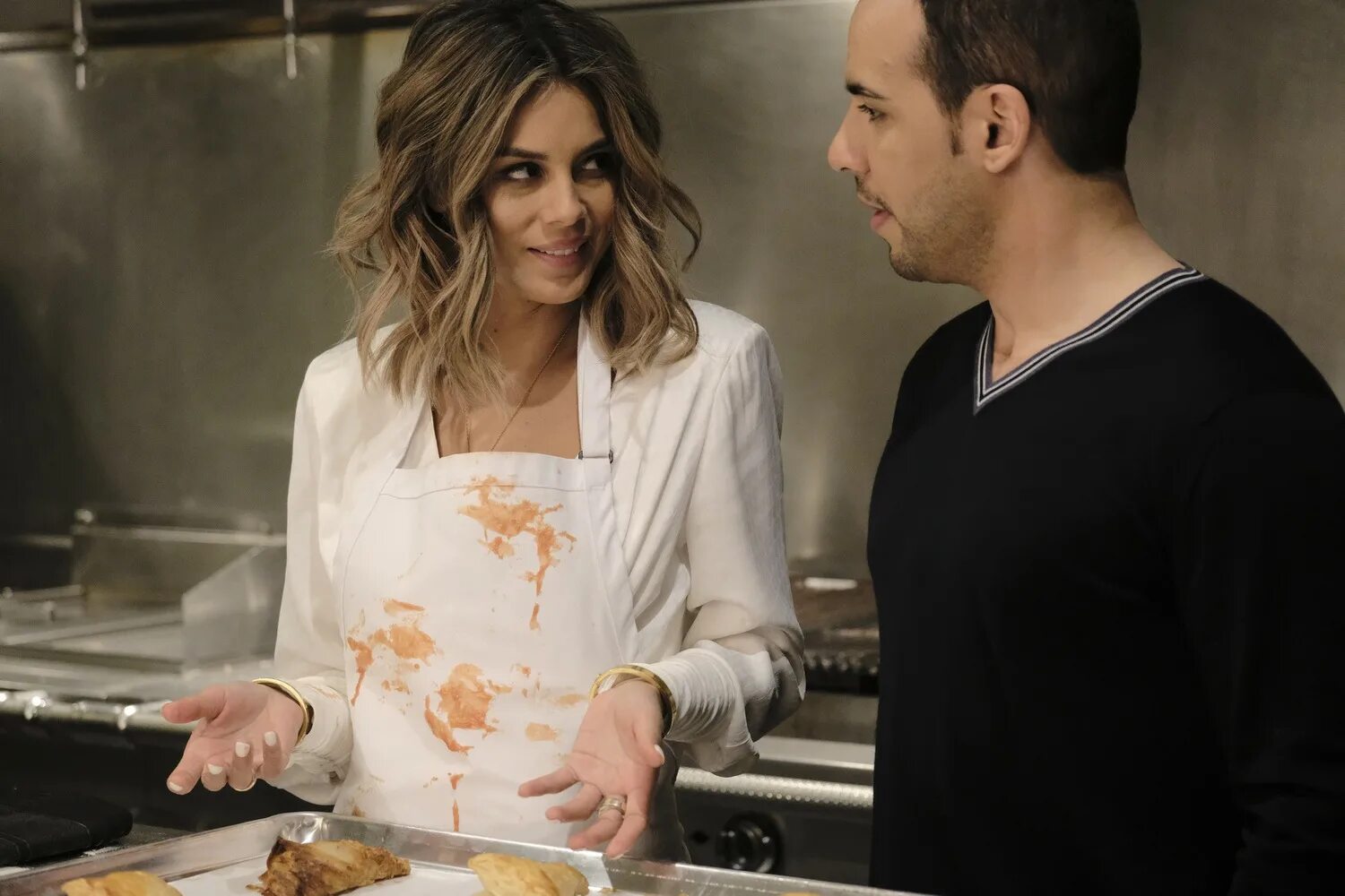 Петр рыков и чиповская. Саша ларина из пекарь и красавица. Саша ларина актриса. Дата выхода красавица. Натали келли пекарь и красавица.