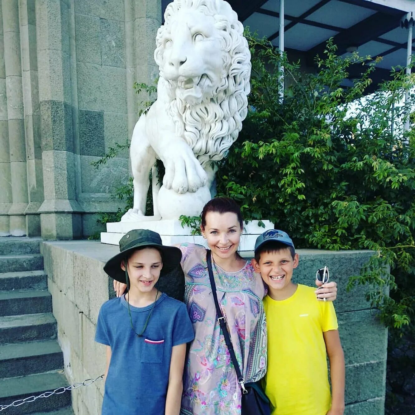 фото детей натальи антоновой. николай семенов муж натальи антоновой. наталия сергеевна антонова дети. вершинин и антонова. наталия сергеевна антонова с сыном.