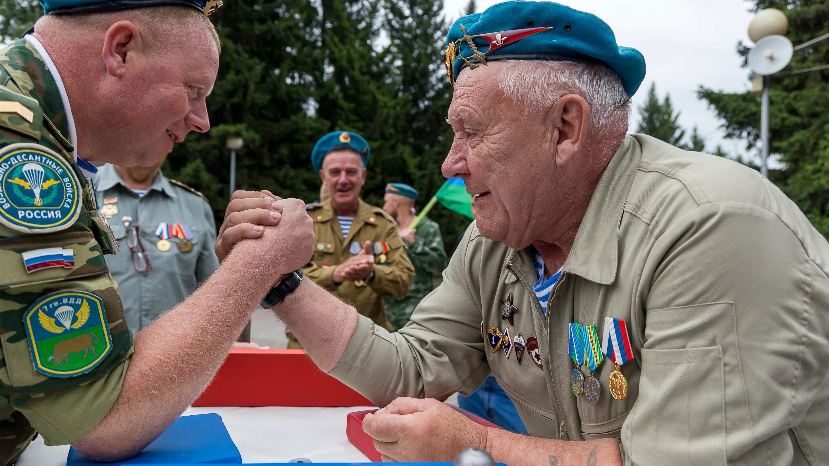 2 августа 2025 праздник дня. С днем вдв. празднование дня воздушно-десантных войск. празднование вдв. вдв войска.