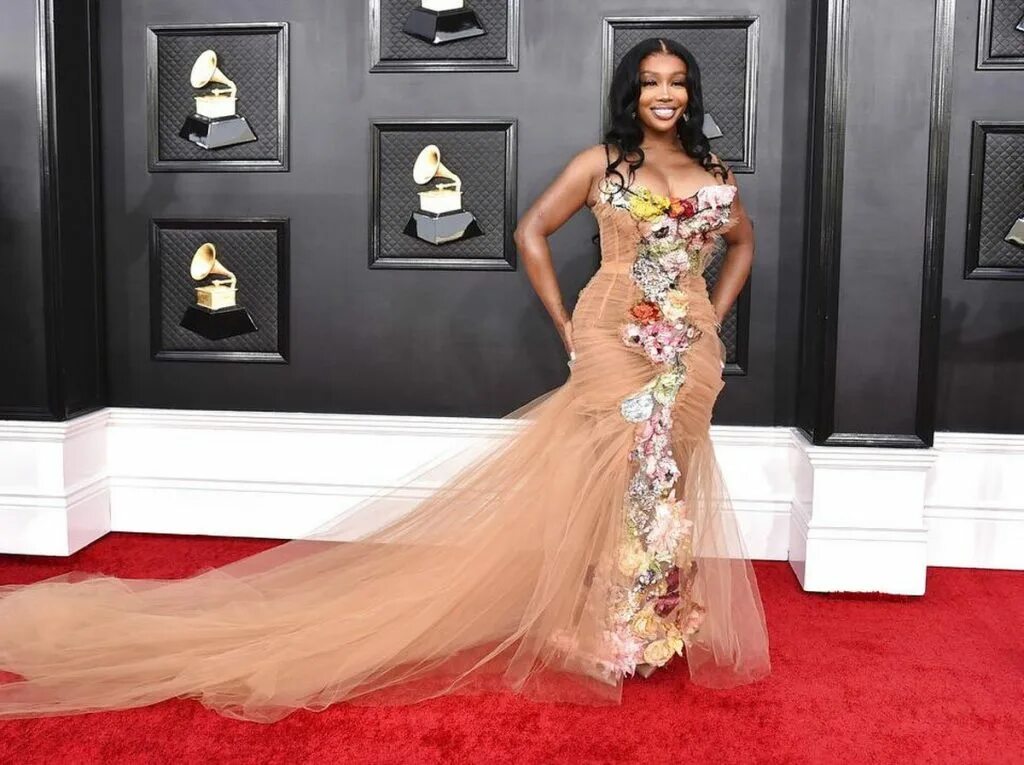 Бтс грэмми 2022. Леди гага brilliant. Грэмми 2024 дата. Грэмми 2024 дата. Бтс грэмми 2022.