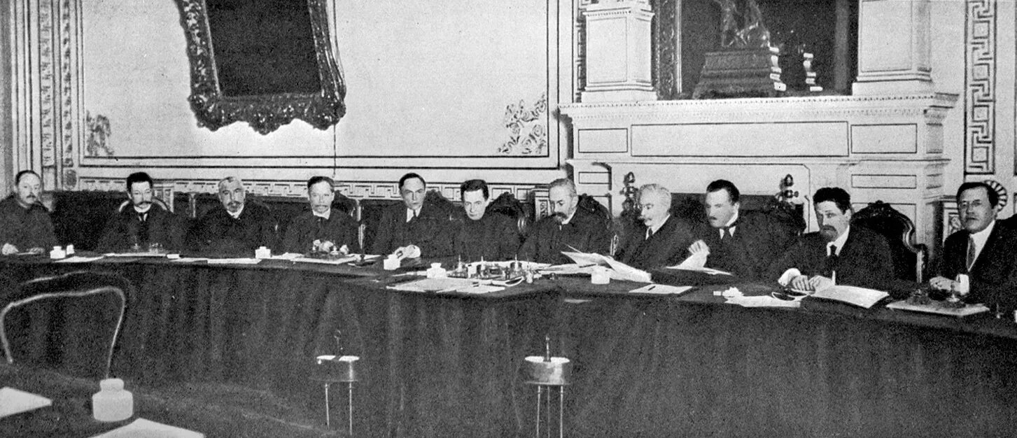 Коалиционное правительство революция 1917. Признание временного правительства. Первое временное правительство 1917. 1 коалиционное правительство 1917. 1 коалиционное правительство 1917.
