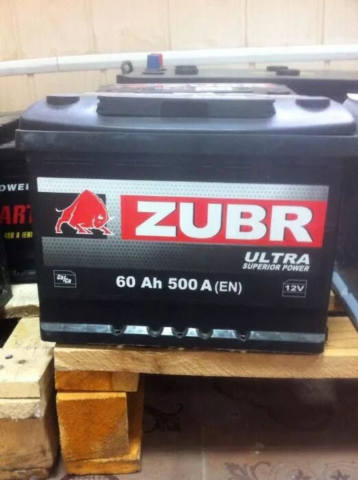 Аккумуляторная батарея для suzuki liana. Аккумулятор zubr 60ah. Аккумулятор зубр 60 600а. Zubr ultra 60 ah. Zubr 60ah.