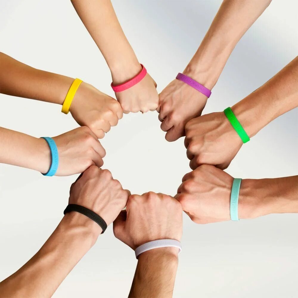 2 собрать всех вместе. Стихотворение соберите друзей вместе. Дружба руки. 2 собрать всех вместе. Работать вместе это успех.