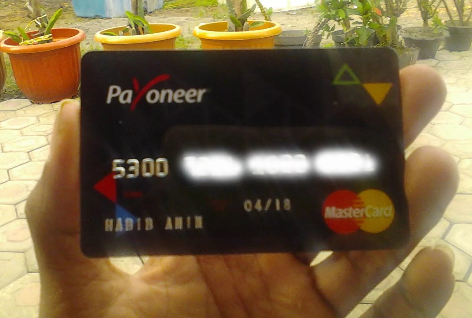 Карта будет именная. Payoneer Card Virtual. Payoneer magnitafonlari. Payoneer Банкомат. Именная карта странника.