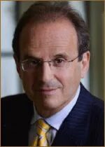 Брэд питт в профиль. Дэвид питту. Дэвид финчер и брэд питт. Брэд питт bullet train прическа. Джуд лоу, брэд питт, дэвид бекхэм.