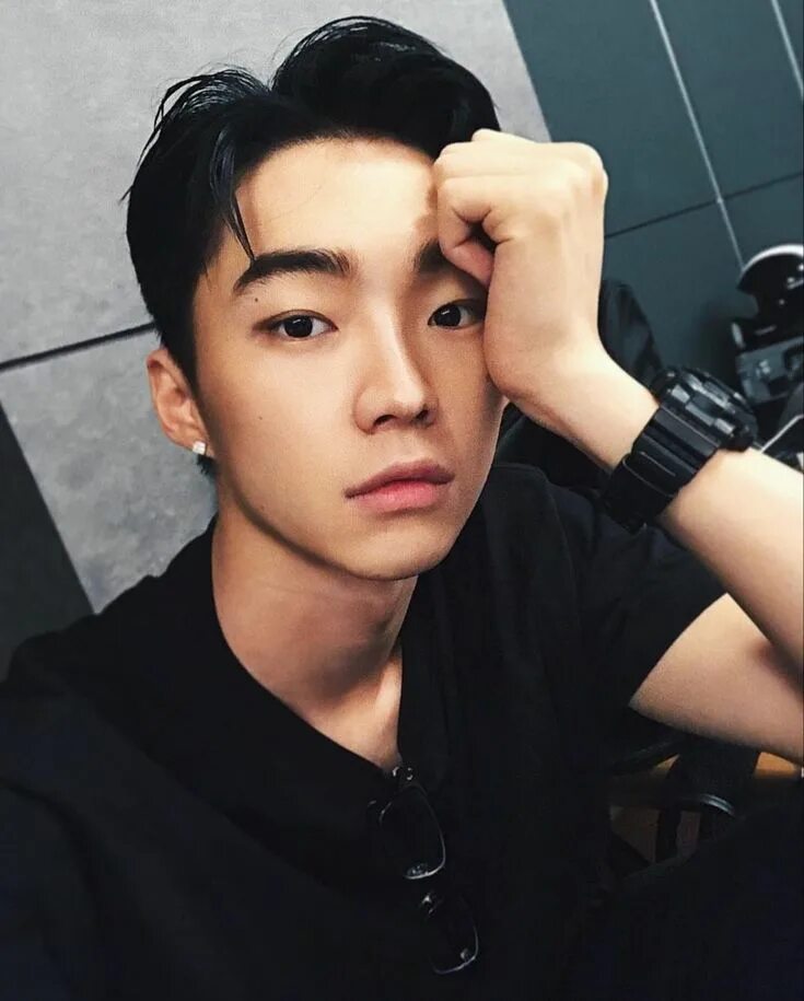 Пак ю ри. Юрий пак мерфи. Юрий пак мерфи. Юрий пак корейский айдол. Юрий пак jxr.