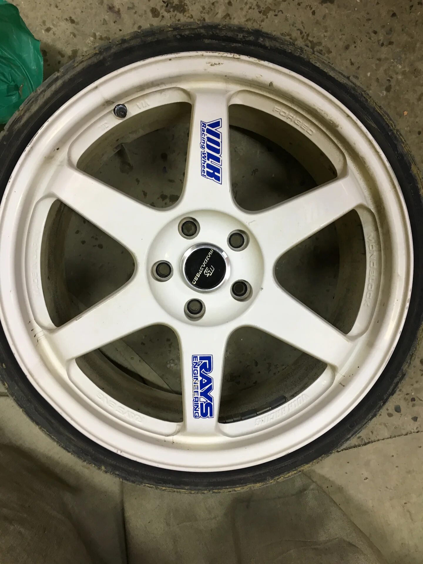 Volk rays te37. Rays машина. Volk racing te37sl. Rays versus r17 на патриоте. Rays машина.