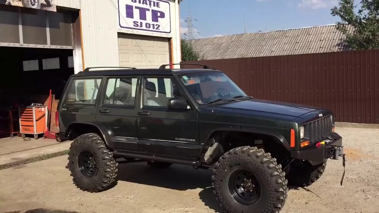 Jeep cherokee xj 33 колеса. Jeep xj r20. Jeep cherokee xj 32 колеса. Jeep cherokee xj 35 колеса. Jeep cherokee xj 35 колеса.