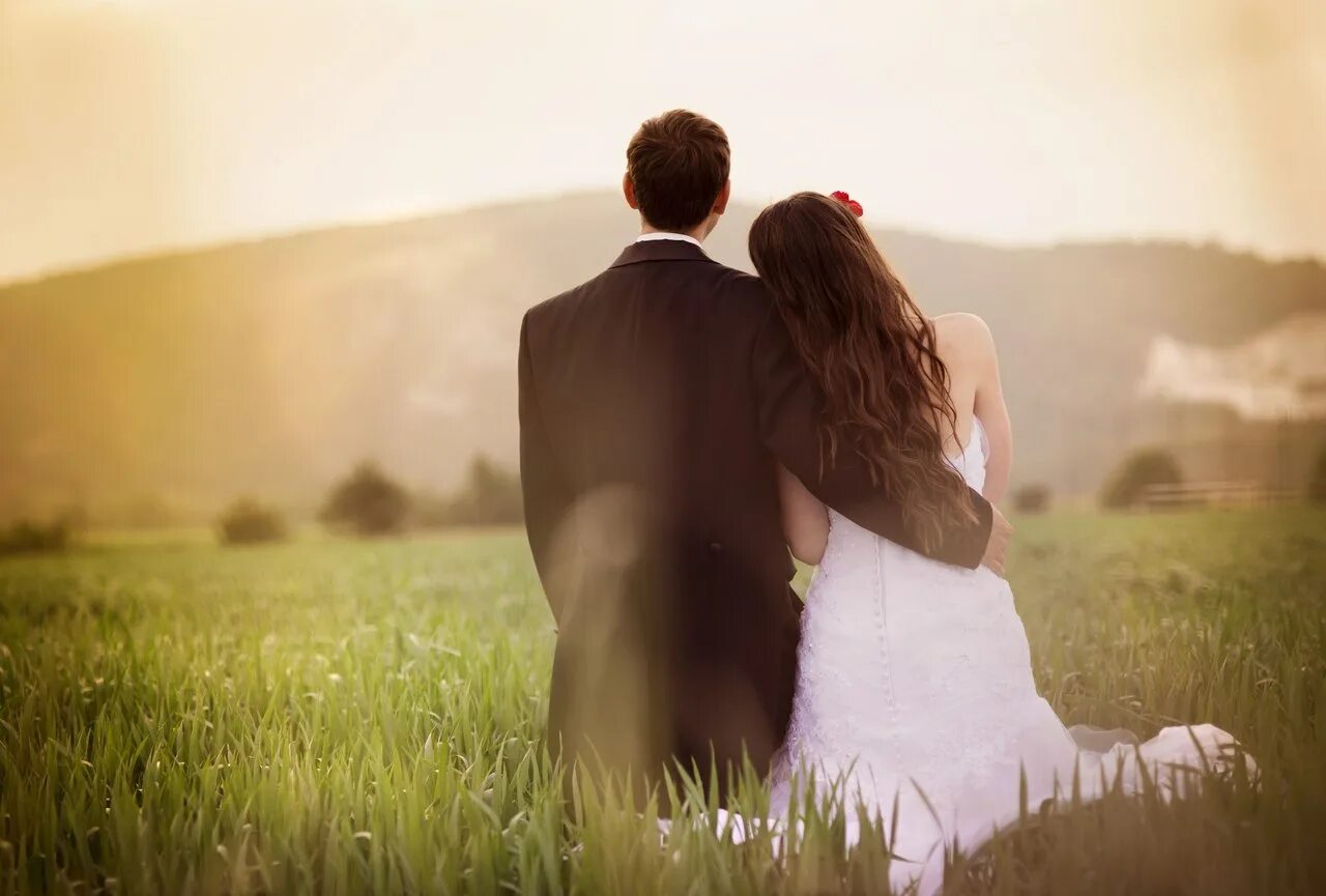 Любовь навеки картинки. 3 любовь. Дитя покорное любви. Рыжеволосая девушка с парнем. 3 любовь.