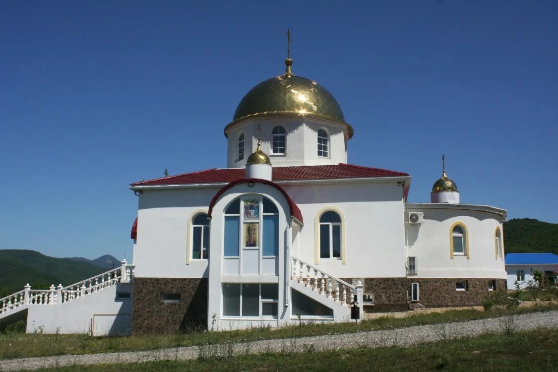С береговое краснодарский край храмы. Храм село береговое геленджикский район. Храм святителя николая село беговое геленджик. Храм село береговое геленджикский район. Береговое село софья.