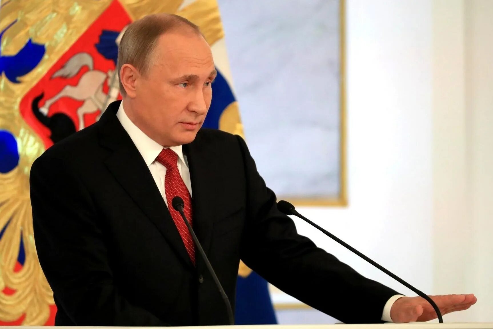 Глава государства он выступает. Глава государства россии. президент. путина в президенты. путин с главами государств.