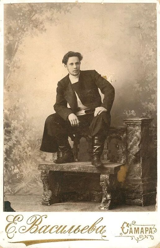 Фантаст и реалист в одном лице (к 140-летию со дня рождения Алексея Николаевича 