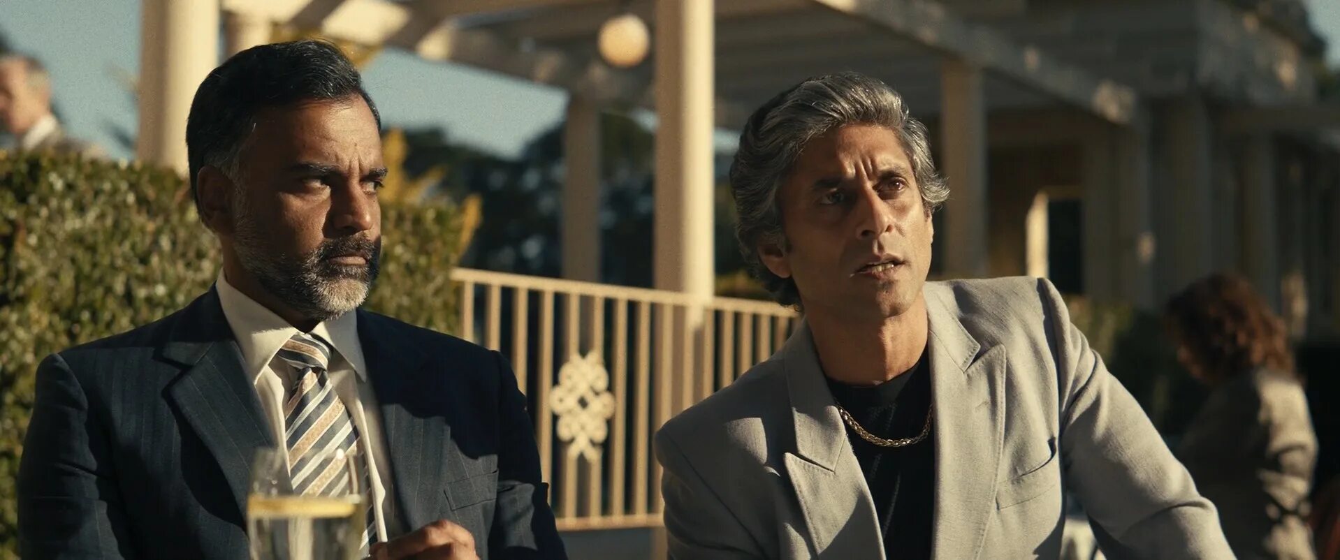 Шантарам (сериал 2022) shantaram. Шантарам дата выхода серий. Шантарам лордфильм. Чарли ханнэм шантарам. Шантарам дата выхода серий.