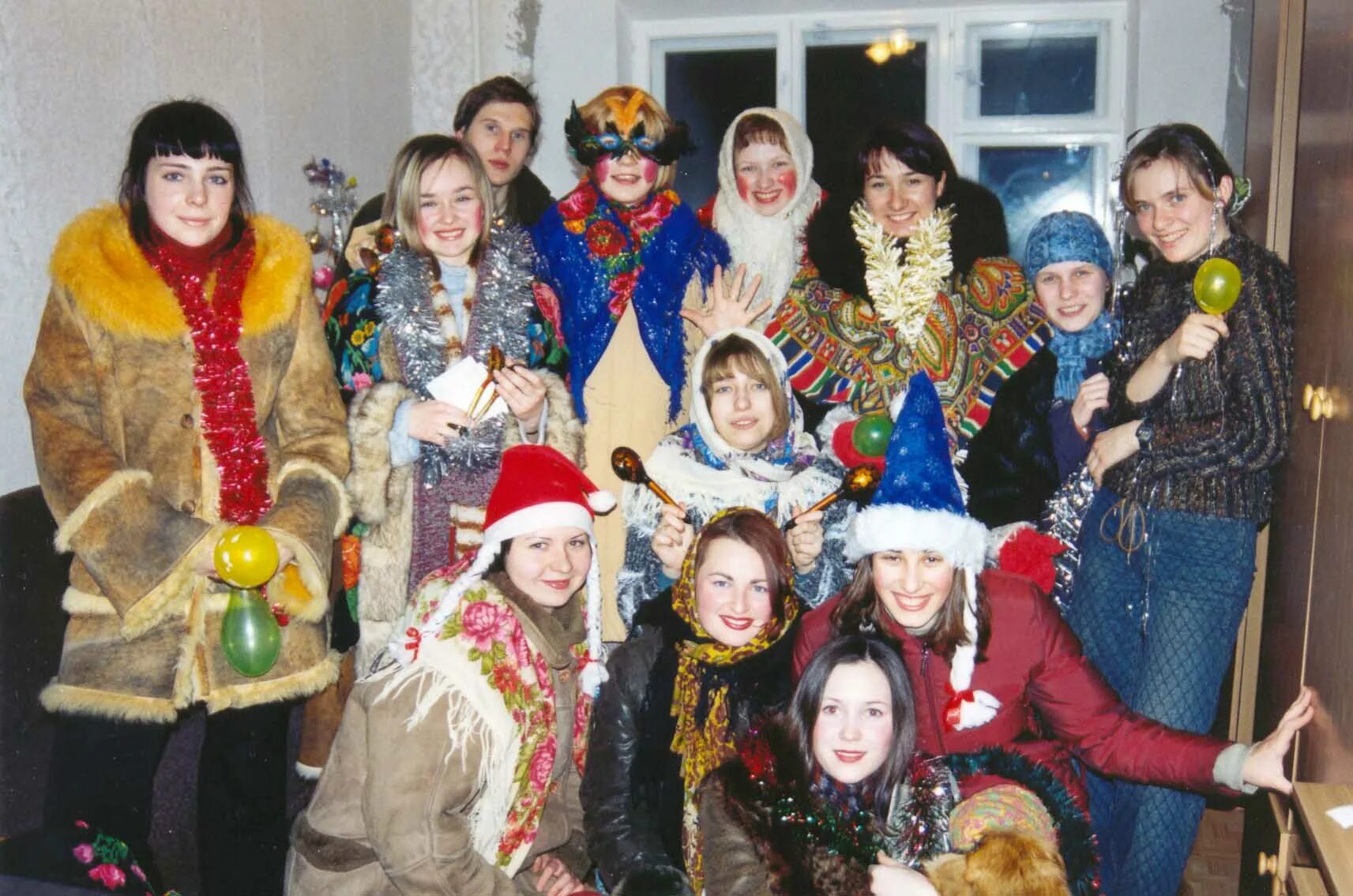 что одеть на старый новый год. ряженые на святки. коляда праздник. что одеть на старый новый год. что одеть на старый новый год.