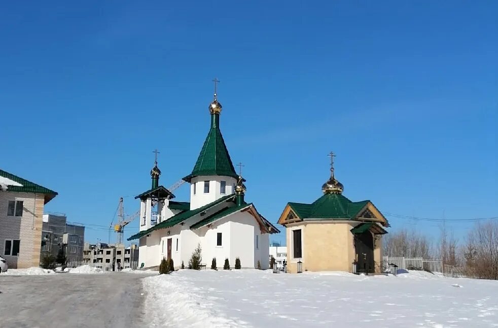 Королевка церковь. Королевка церковь. Церковь королевка смоленск внутри. Церковь на королевке смоленск. Храм на королевке смоленск.