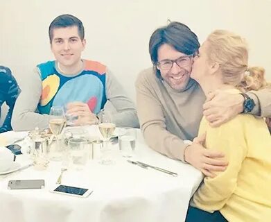 Вести личную жизнь