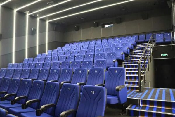 Синема стар кинотеатр москва. Кинотеатр авеню юго-западная. Кинотеатр авеню юго-западная. Кинотеатр юго-западный екатеринбург. Кинотеатр синема стар калуга рио.