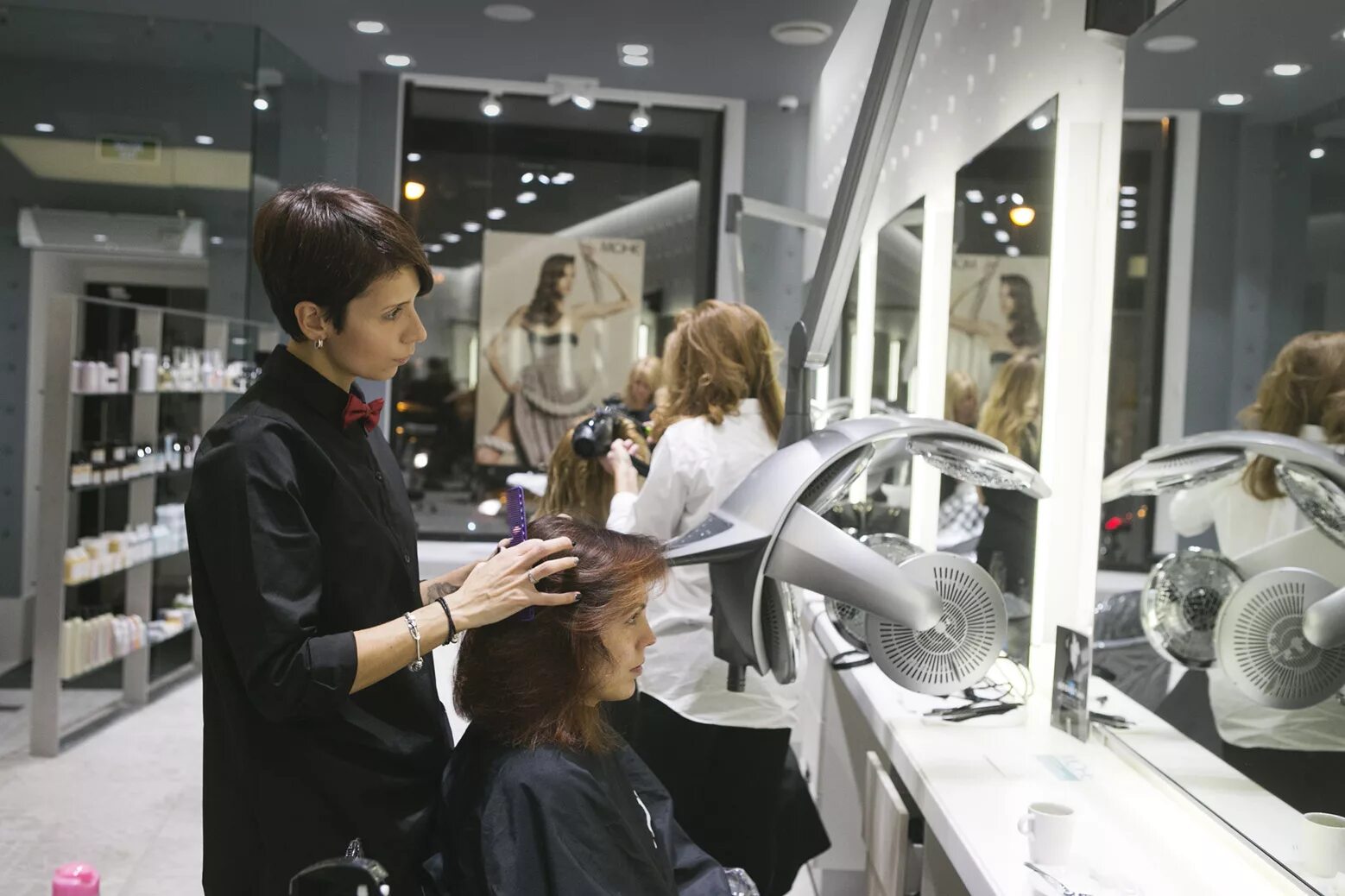 салон моне моздок. салон моне большая грузинская. стрижка моне. салон моне сотрудники. салон красоты моне мясницкая 38.