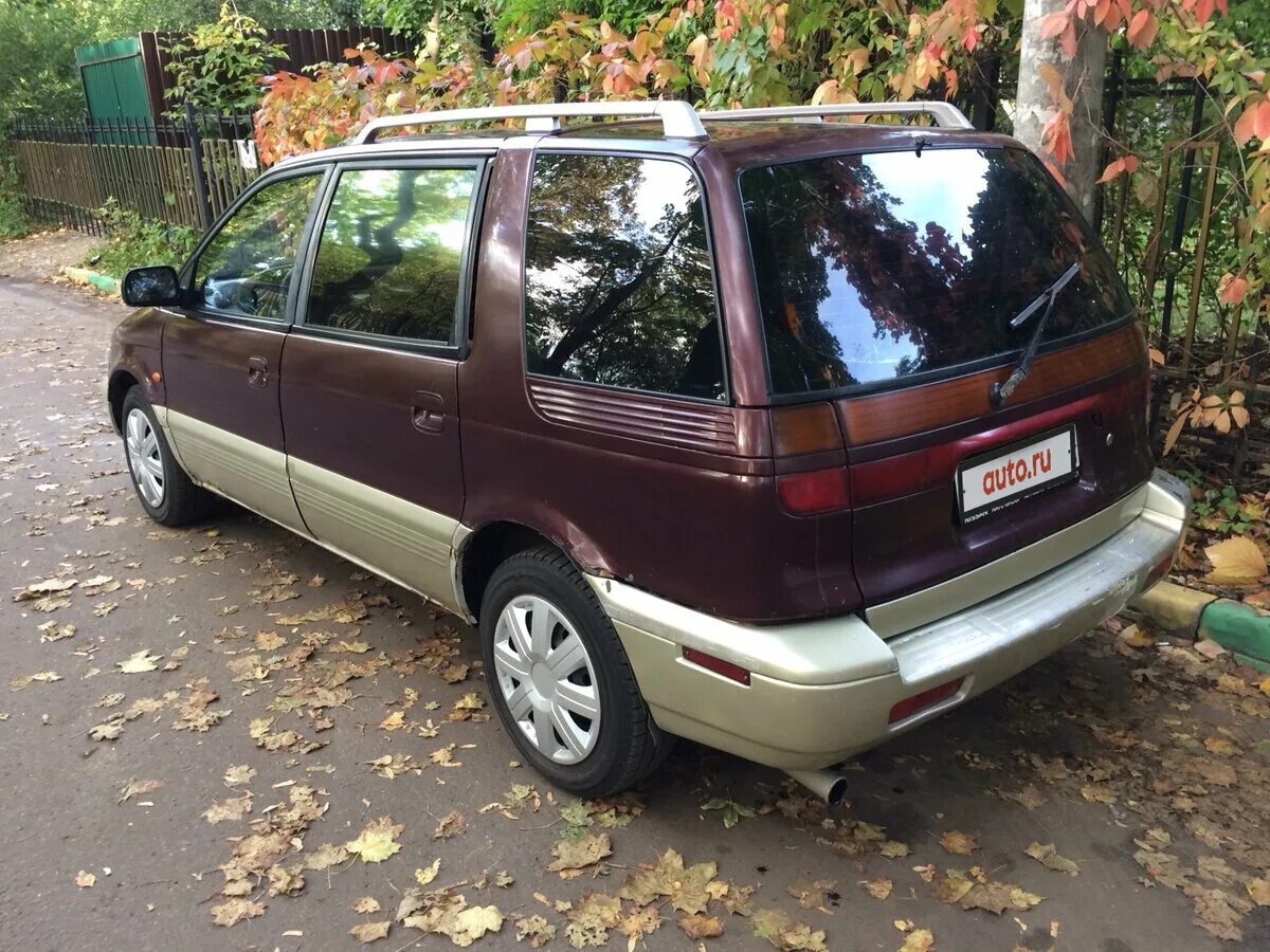 Mitsubishi space wagon 2 красный. Mitsubishi space wagon 2. Mitsubishi space wagon 2. мицубиси space wagon. Mitsubishi space wagon i.