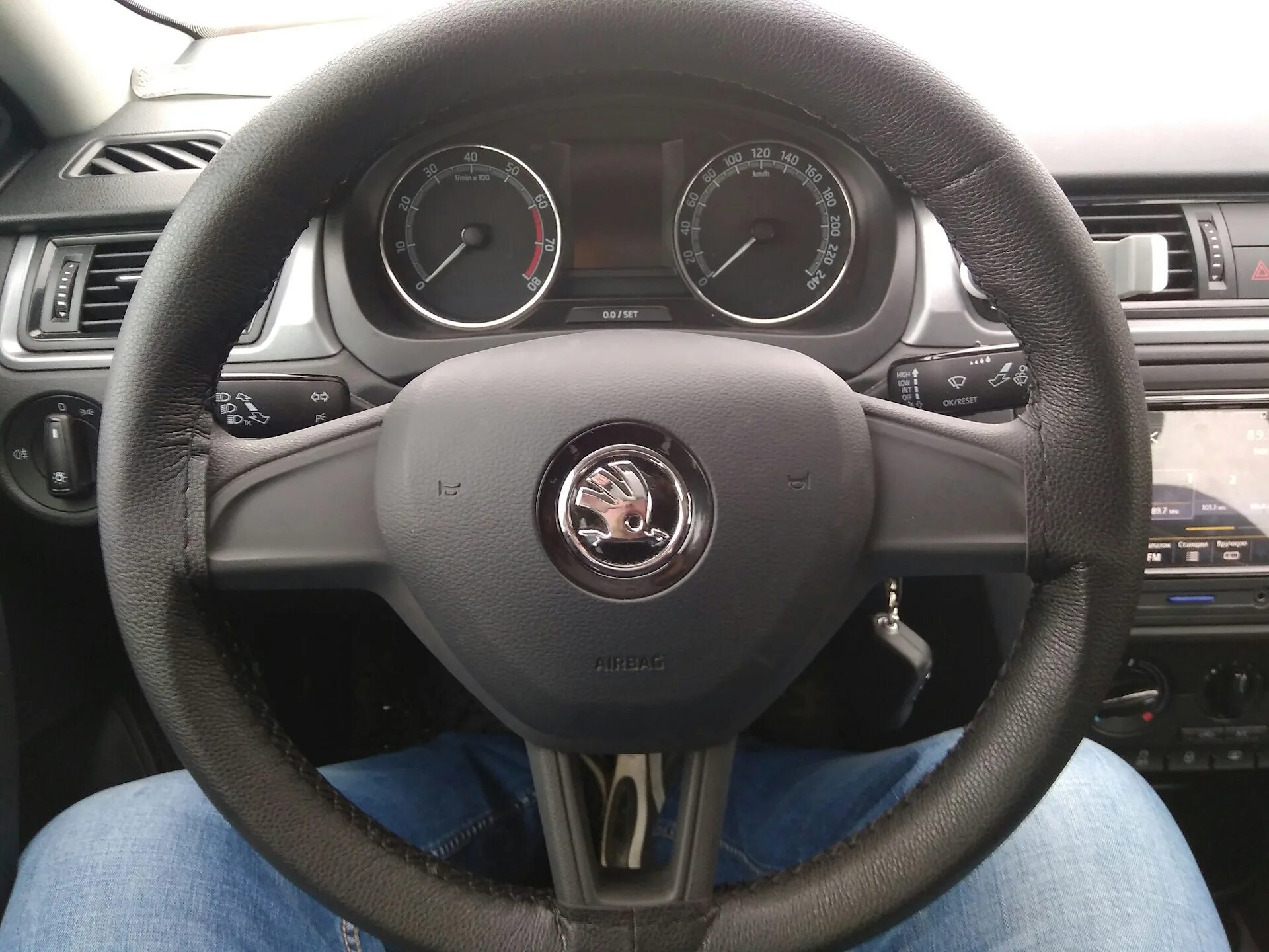 Руль шкода рапид. Руль шкода рапид 2017. Руль рапид 2017. Руль шкода рапид. Руль шкода рапид 1.