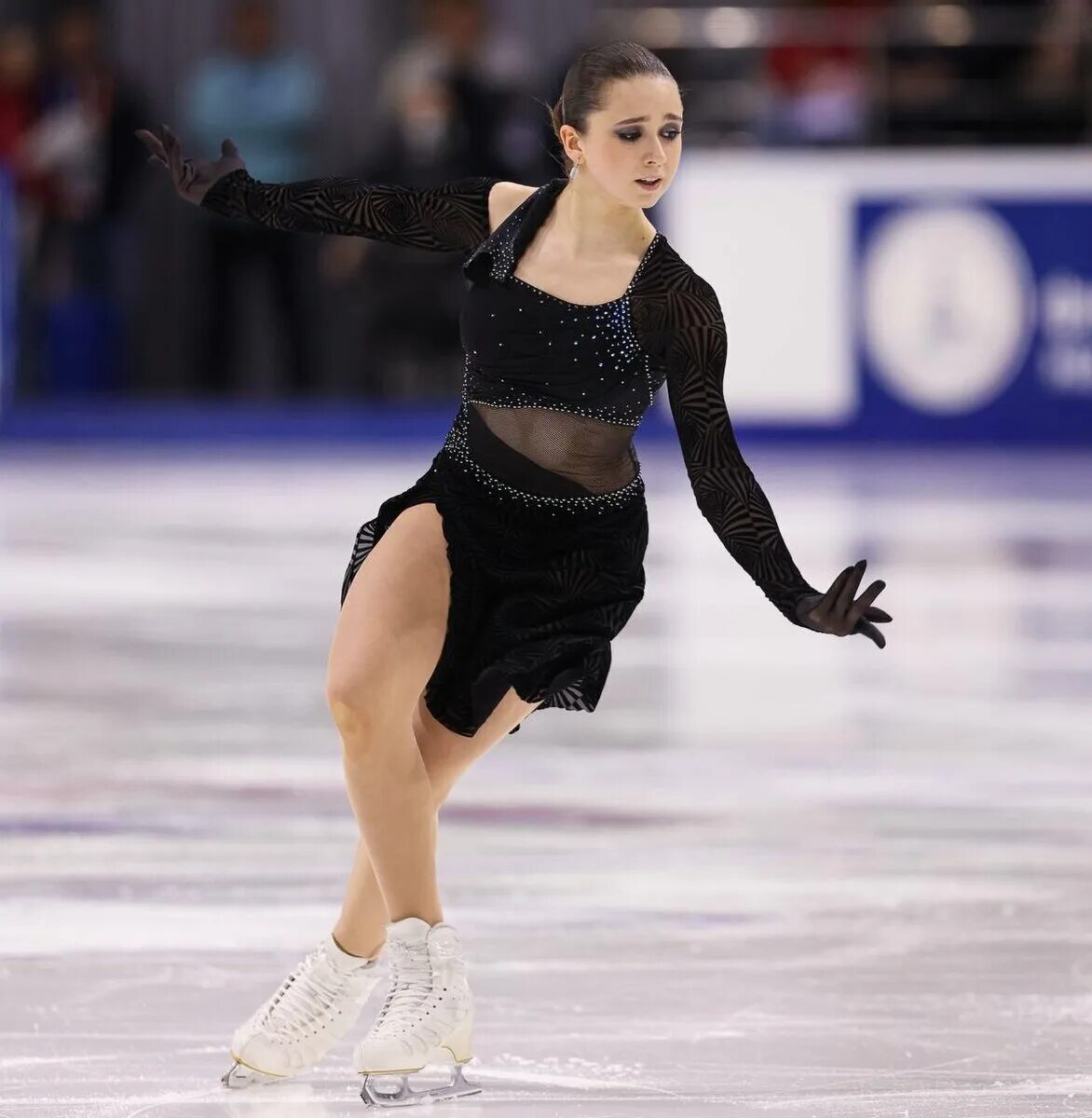 Анна трусова фигуристка 2021. Камила валиева пп 2023. Валиева чр пп. Камила валиева чр 2021. Камила валиева 2020.