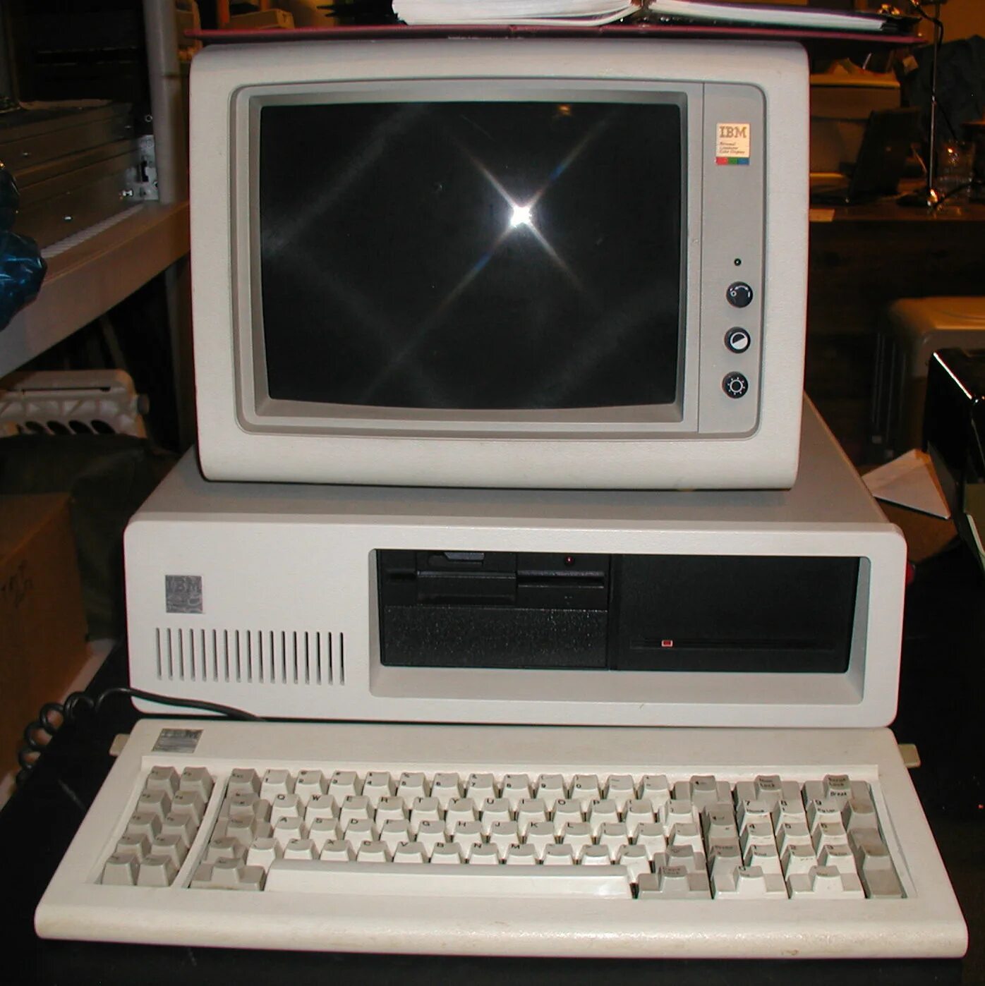 Ibm xt. IBM PC XT 5160. IBM PC XT 286. Компьютер IBM XT 8086. IBM PC model 5160.