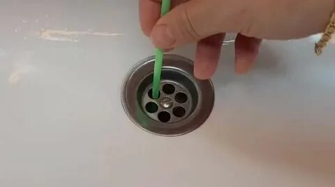 Как прочистить раковину на кухне от засора
