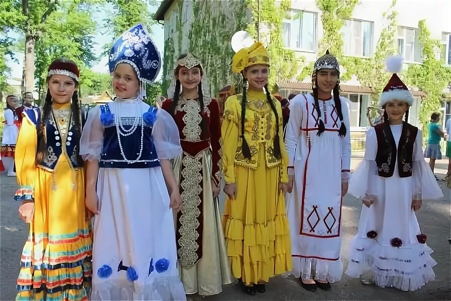 дружба народов россии. многонациональность народов россии. этнические русские. народы россии.