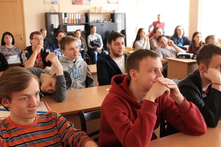 Правовой колледж, москва. Поступление в вуз. Ссуз после 11. Ученик студент. Класс в техникуме.