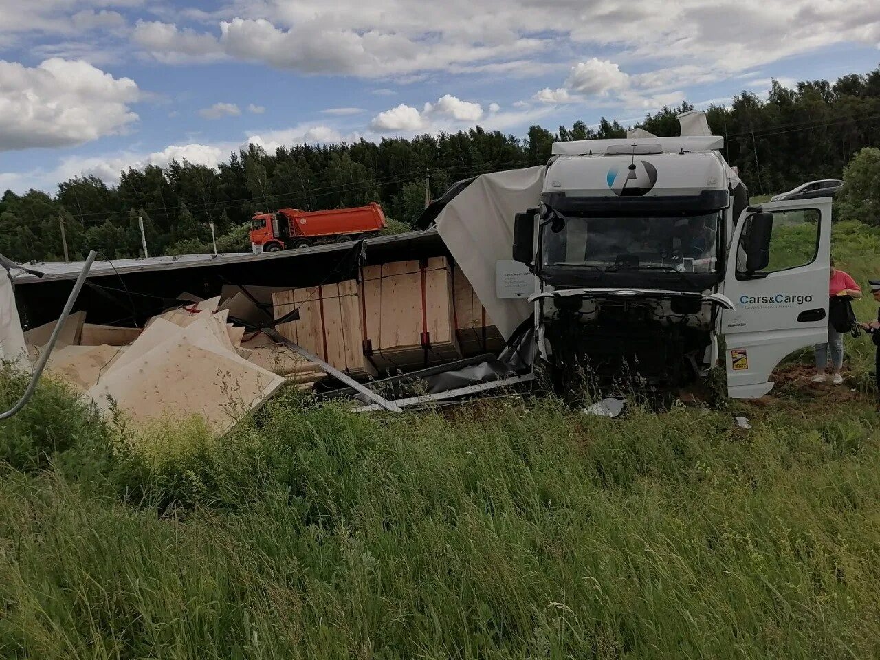 Крушение в ивановской обл. Авария на Шуйской трассе. ДТП В Шуйском районе Ивановской области. Авария с фурой в Ивановской области.