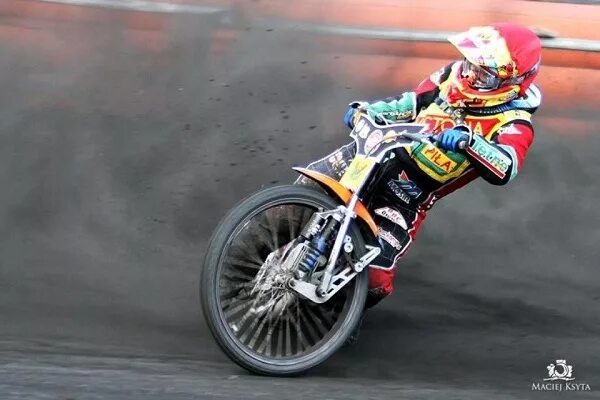 Виталий Белоусов приступил к тренировкам в Польше. FC SPEEDWAY RUSSIA (спидвей Р