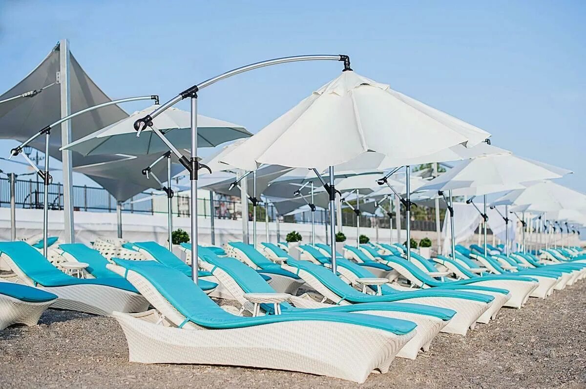 пляж рэдиссон коллекшн адлер. пляж рэдиссон адлер. пляж рэдиссон блю сочи. пляж рэдиссон сочи. рэдиссон конгресс сочи пляж.