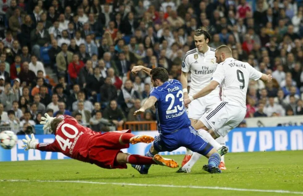 Подкат в футболе. Фол в футболе. Фолы турция. Фол в футболе. Реал шальке 2014.