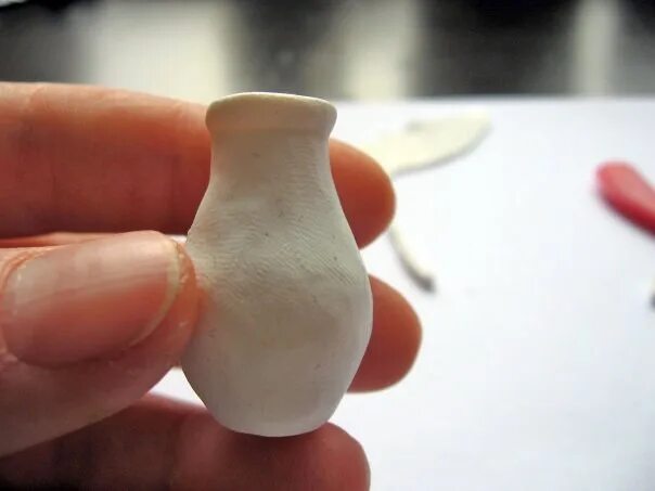 Кувшинчик из пластилина. Лепка кувшина. кувшин из полимерной глины. кувшин лепка из глины. лепка кувшинчик старшая группа.