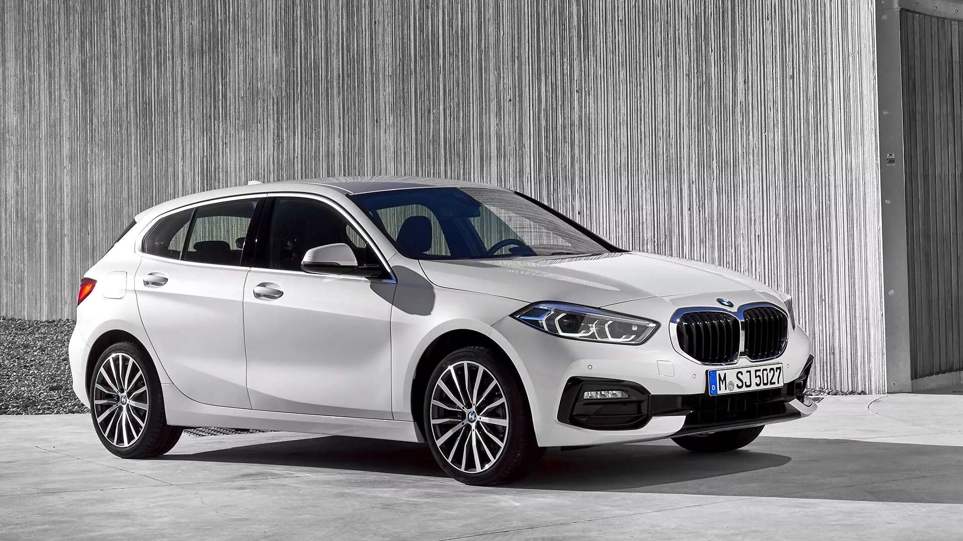 Bmw хэтчбек. BMW 116i 2021. BMW 1 2021. BMW 118i 2021. BMW 1 Series 2022.