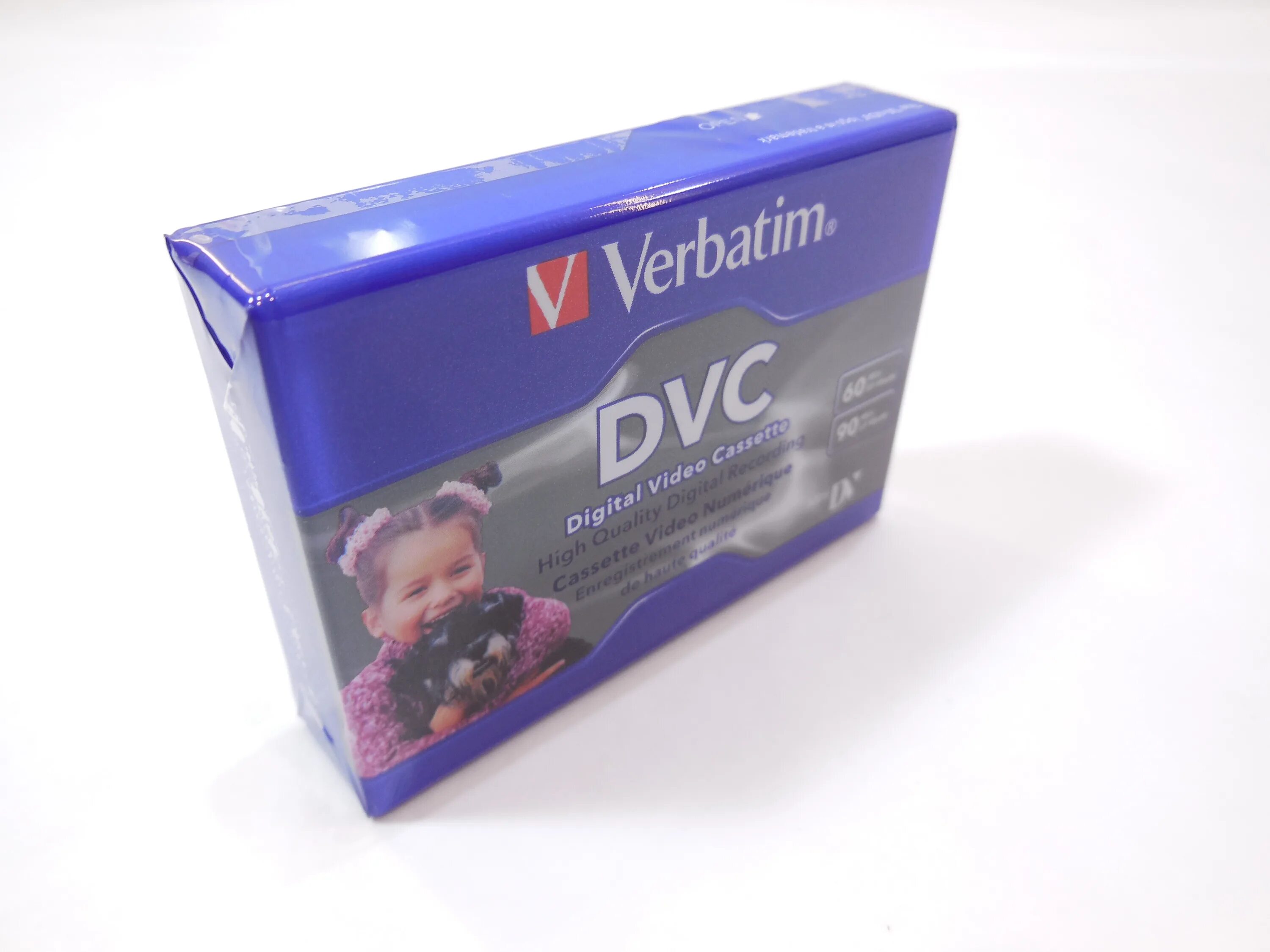 Кассета mini. Кассета MINIDV Verbatim. Кассета Verbatim 50 TB. Видеокассета Mini DV. DVC кассета.
