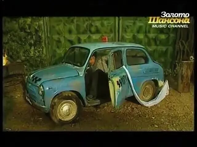 Эх дал бы взаймы до следующей зимы. Эх дал бы кто взаймы. эх дал бы кто взаймы с мигалкой на голове.