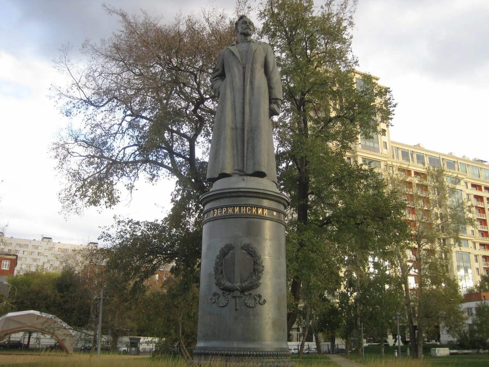 Лет он дзержинский
