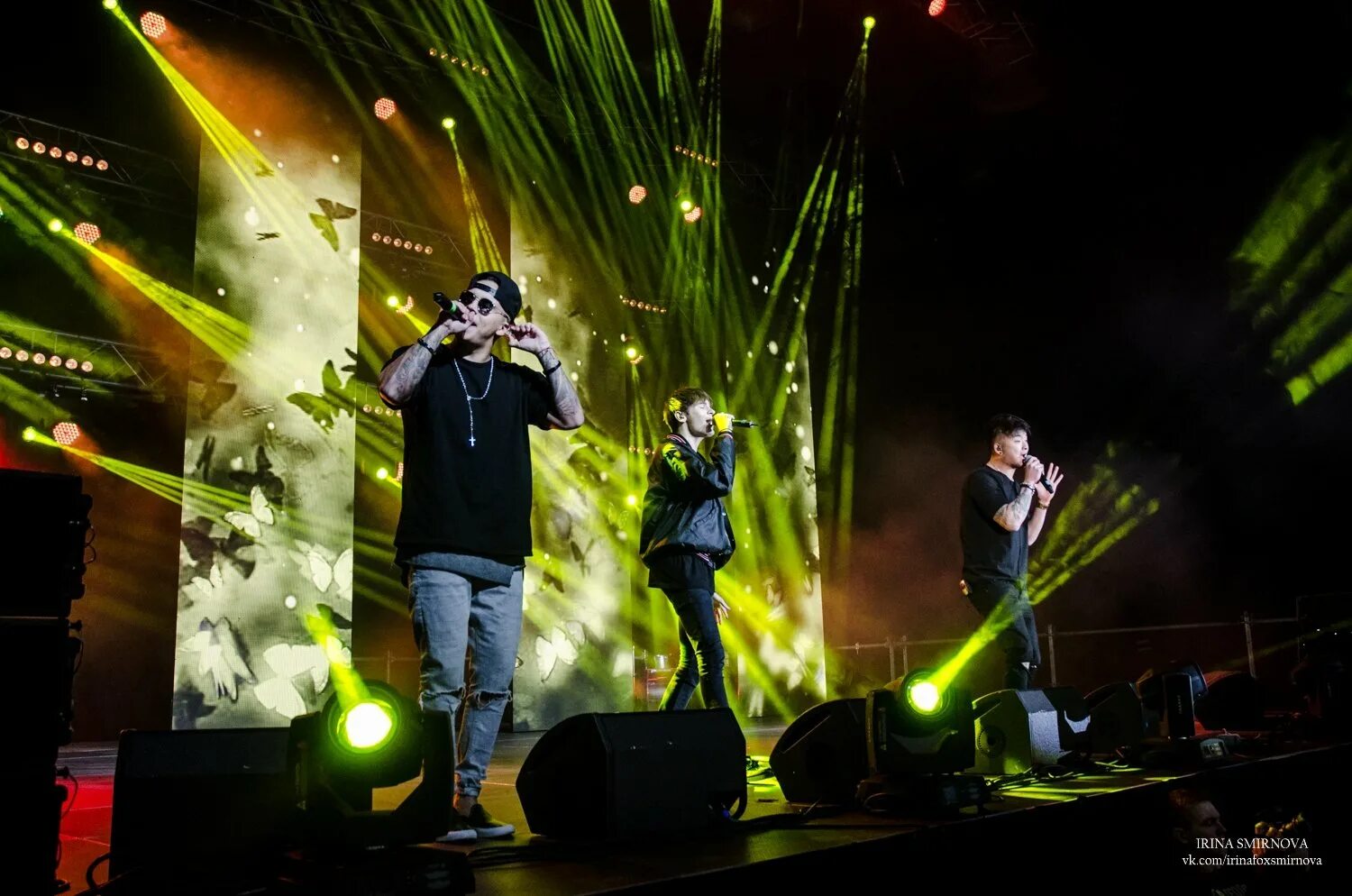 17 show. 17 show. Mlb the show 17. Veteran and player. Концерт группы ас дс в москве 2017.