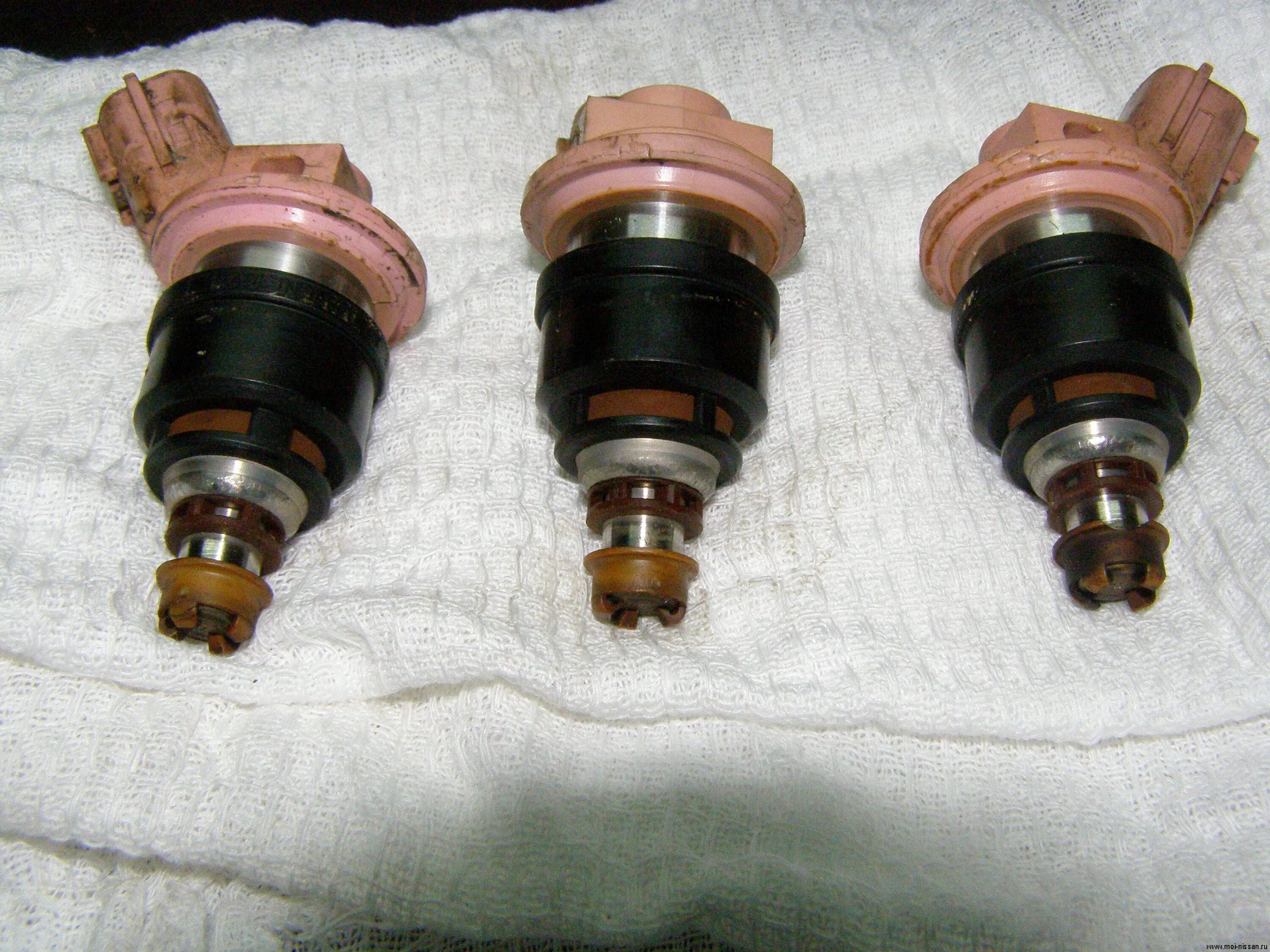 8. Ауди ку 5 2. Система форсунок ваз 2114. Как можно снимать форсунки. Форсунки двигателя бензин д4.