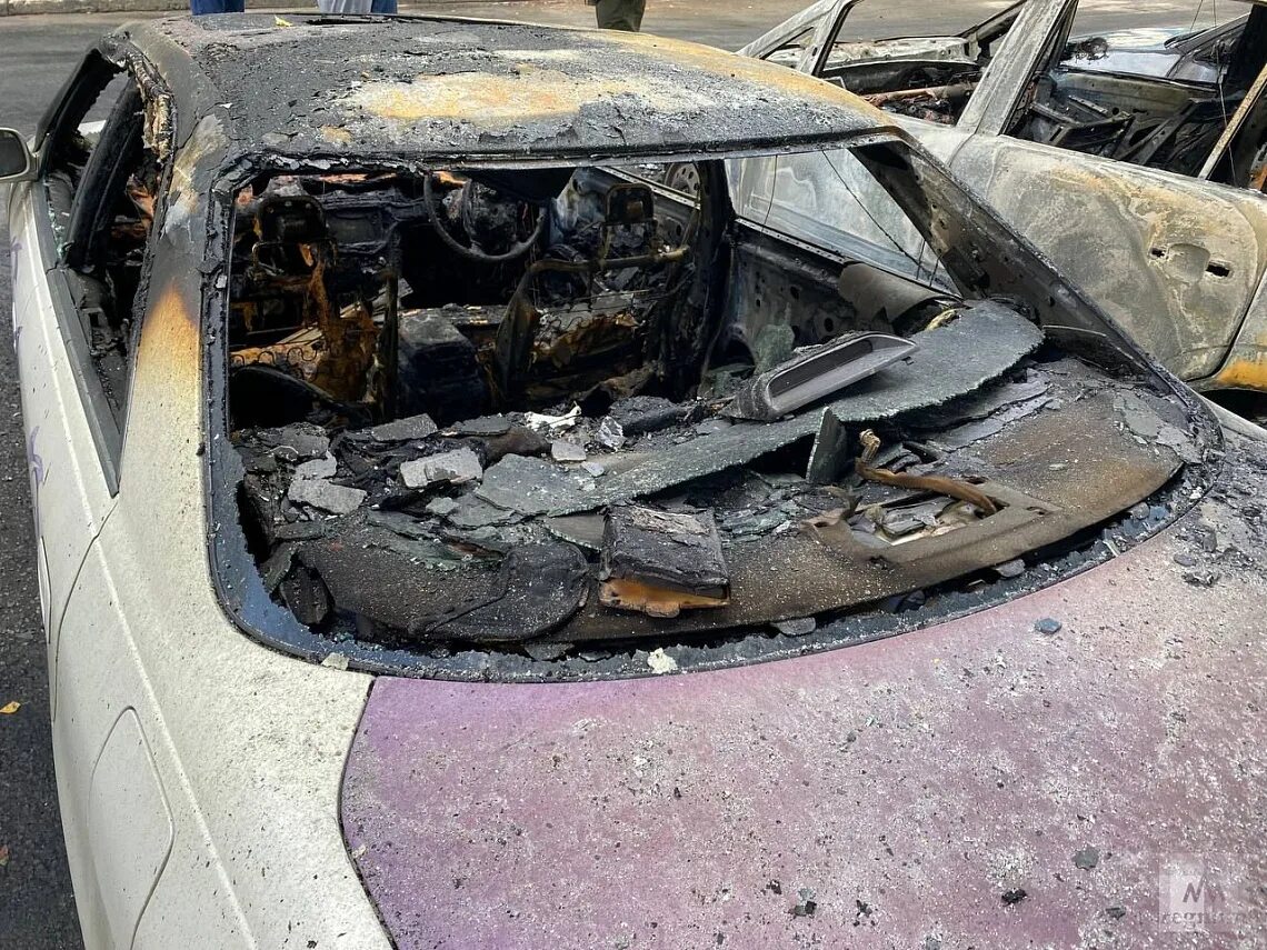 Сгоревшая машина в московском районе города твери. Полиция ярославль машина. Полиция ярославль машина. Чита сгорела машина субару. Сгоревшая машина в московском районе города твери.