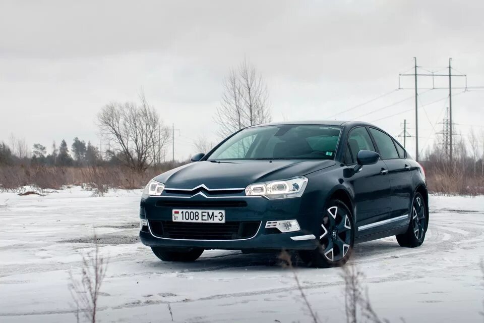 Citroen c5 r19. Citroen c5x7 черный. Ситроен c5 x7