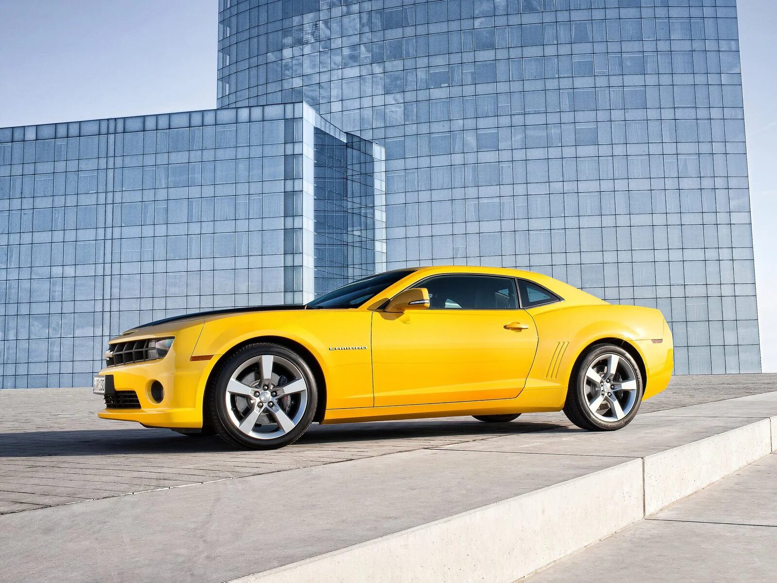 Шевроле Камаро. Шевроле Камаро 5. Chevrolet Camaro (пятое поколение). Chevrolet Camaro Coupe 2009.