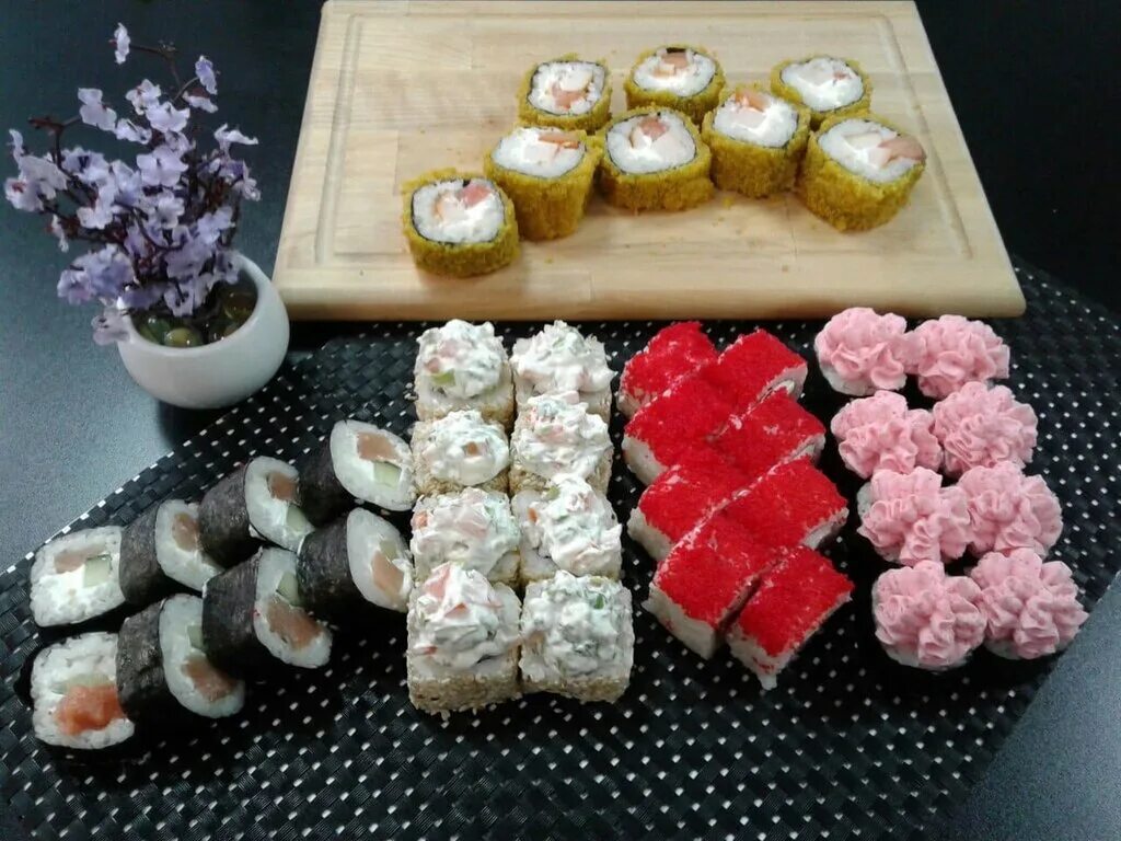 на никитина. 64 ролла. роллы восток. суши восток новосибирск каталог. суши восток черепаново.