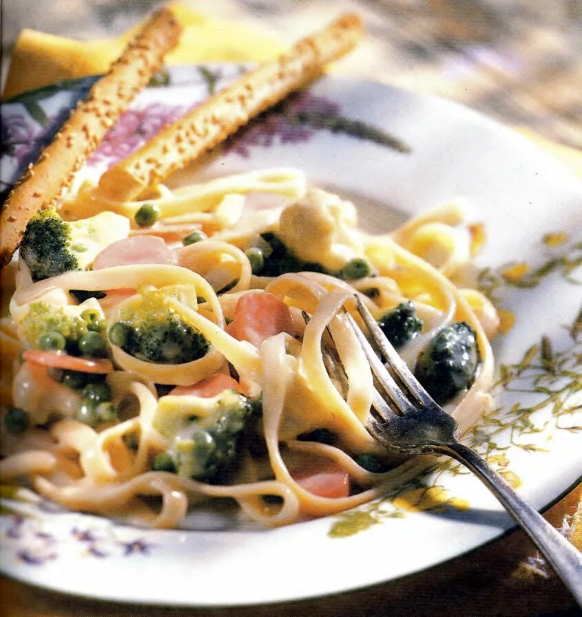 Рецепты итальянской домашней кухни. Итальянская кухня. Итальянская кухня блюда. Итальянская паста. Итальянские макароны.