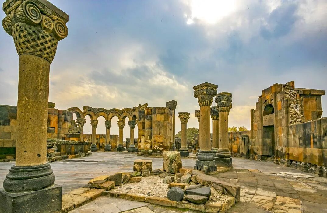 звартноц сегодня. звартноц армения. языческий храм звартноц. руины храма звартноц в армении. звартноц на рабочий стол.