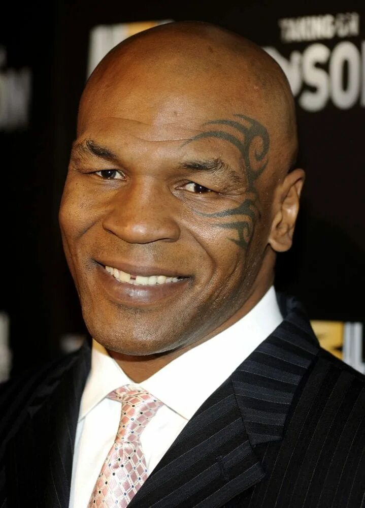 Иайкл ьайчон. Тайсон. Mike Tyson. Майк Тайсон фото. Сколько сейчас лет майк тайсону