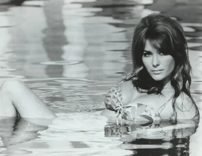 Michele Carey, pictorial.