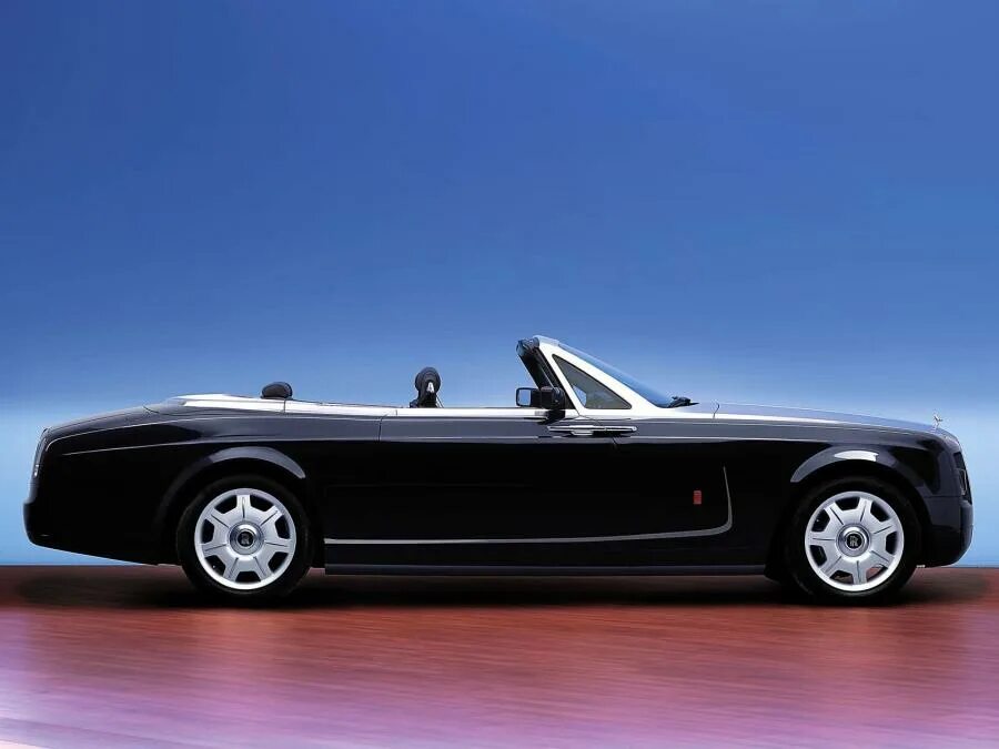 Rolls royce v. Rolls-royce 100ex centenary 2004. rolls-royce 100ex. роллс ройс 100 ex. роллс-ройс концепт 2004.