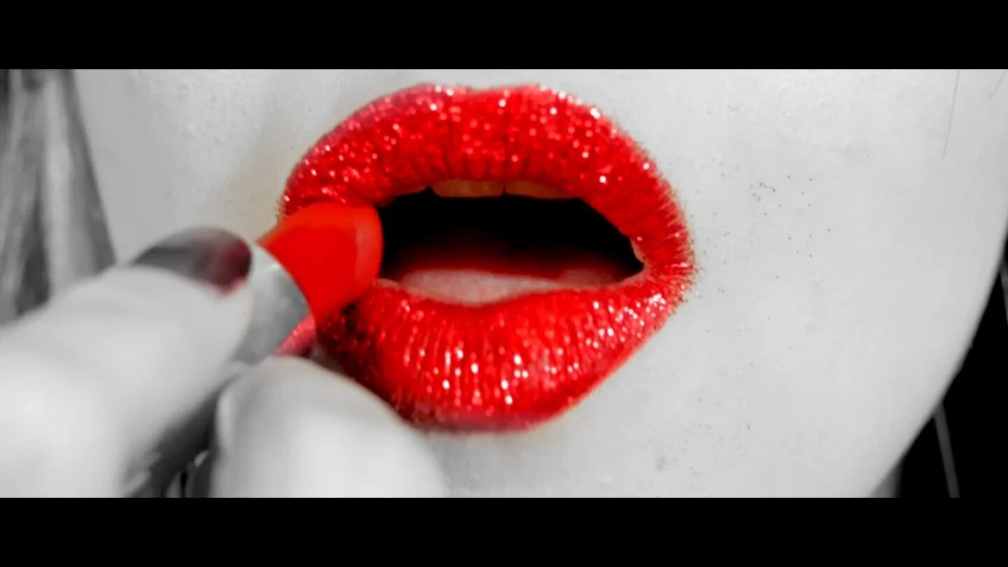 Lips don't lie ally brooke, a boogie wit da hoodie. губы клипы. воздушный поцелуй. клип с губами светлый. дерзкие девочки.